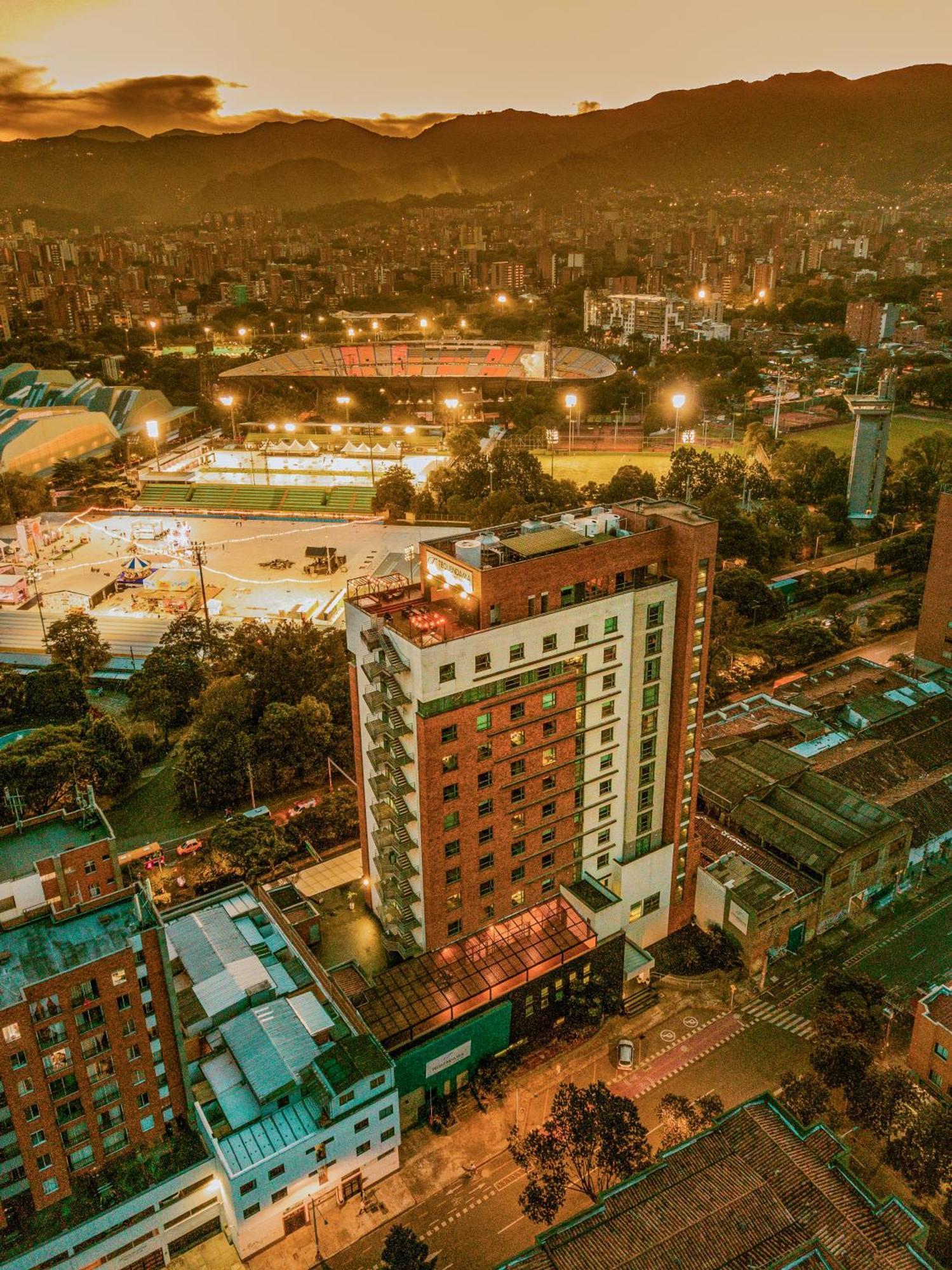 Tequendama Hotel Medellin - Estadio מראה חיצוני תמונה