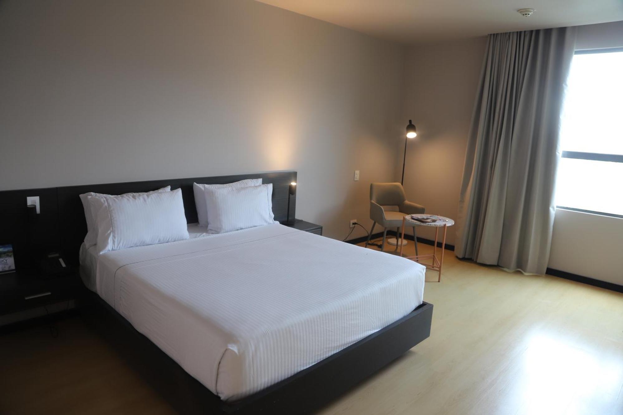 Tequendama Hotel Medellin - Estadio מראה חיצוני תמונה