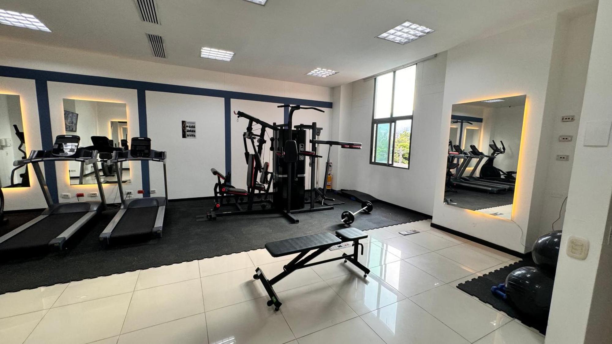 Tequendama Hotel Medellin - Estadio מראה חיצוני תמונה